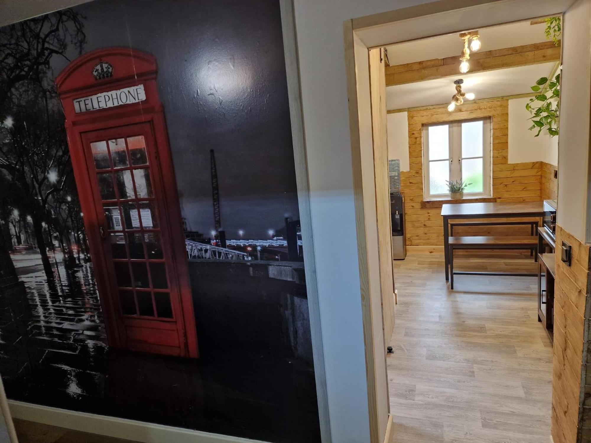 Two-Bedroom Cosy Country Lodge With Private Patio Greenhithe Εξωτερικό φωτογραφία