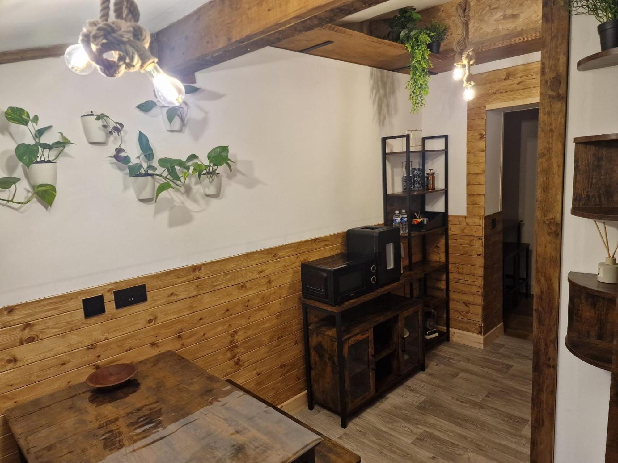 Two-Bedroom Cosy Country Lodge With Private Patio Greenhithe Εξωτερικό φωτογραφία